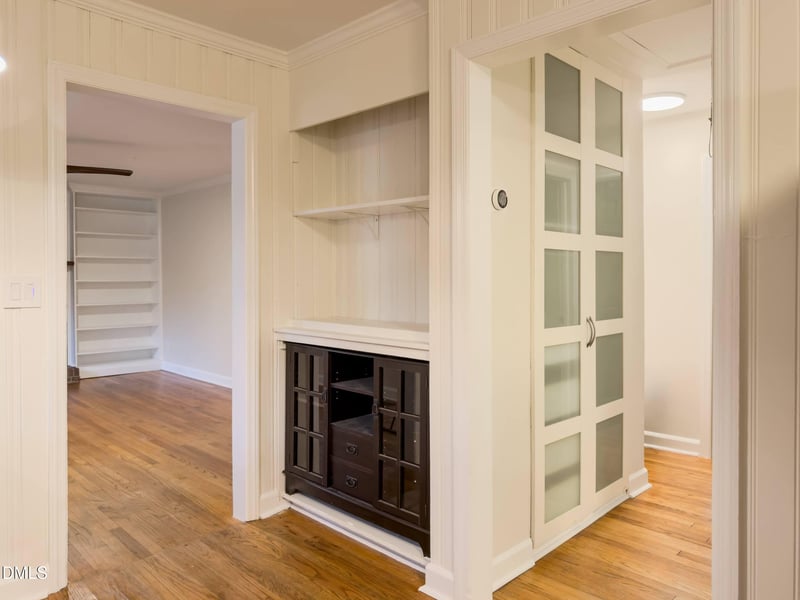 221 Rand Rd, Raleigh, NC 27603