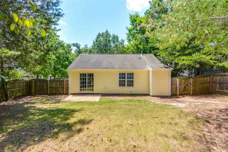 221 Ruby Ridge Rd, Durham, NC 27703