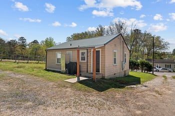 221 Stroud St, Sanford, NC 27330