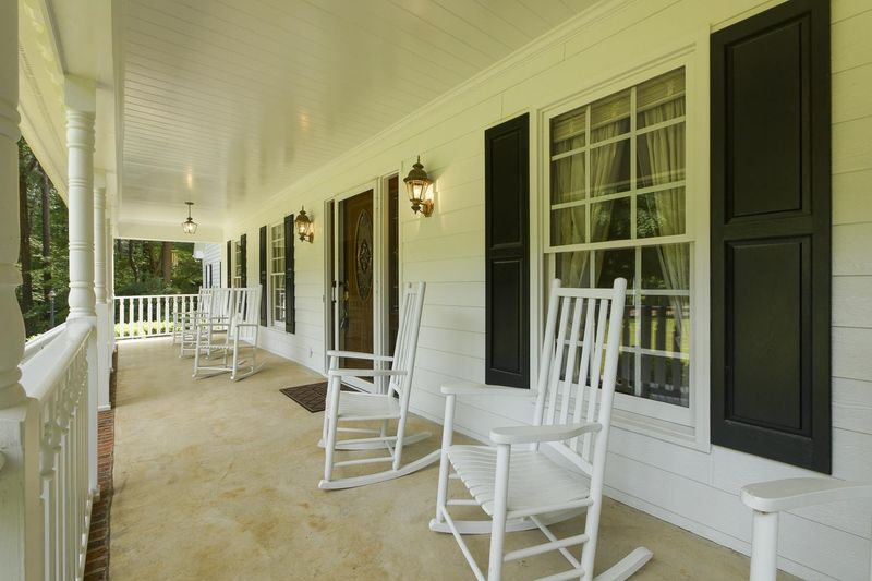 221 Wade Stephenson Rd, Holly Springs, NC 27540