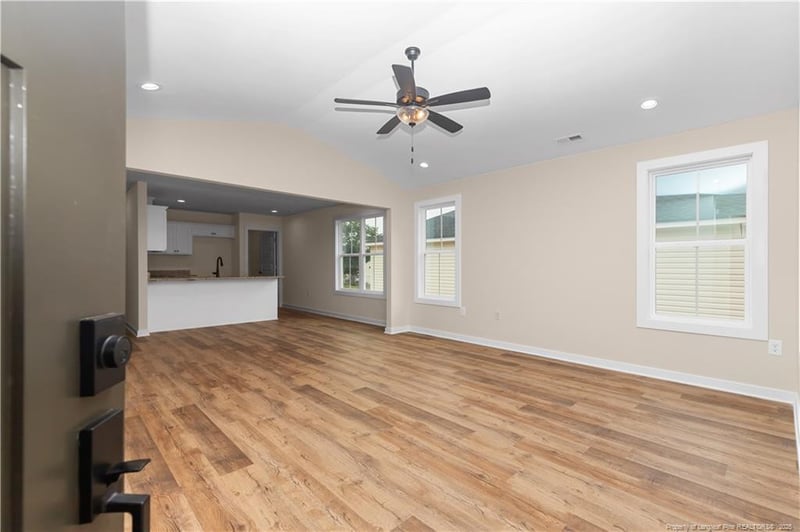 221 Washington St, Coats, NC 27521