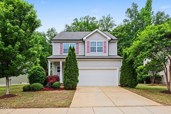 221 Willow Weald Ct, Fuquay Varina, NC 27526