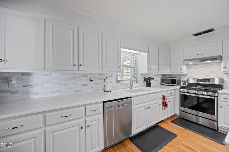 221 E Winston St, Youngsville, NC 27596