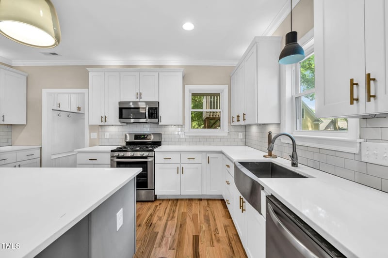 2210 Bedford Ave, Raleigh, NC 27607