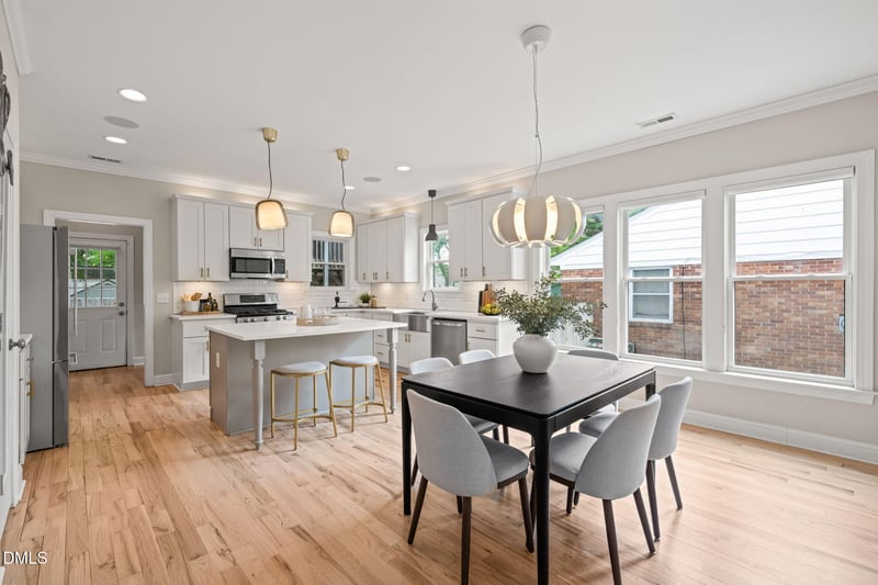 2210 Bedford Ave, Raleigh, NC 27607