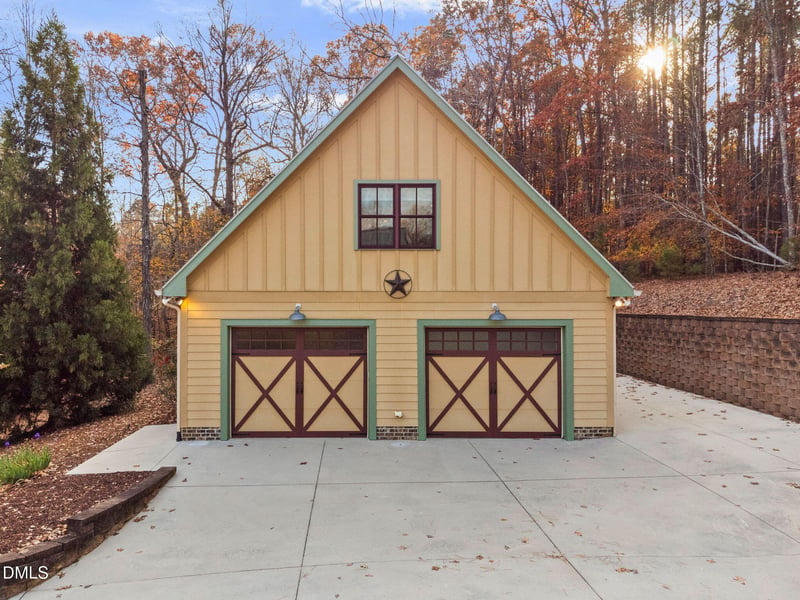 2210 Carpenter Pond Rd, Raleigh, NC 27613
