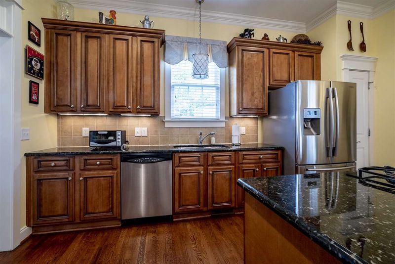 2210 Hopeton Ave, Raleigh, NC 27614
