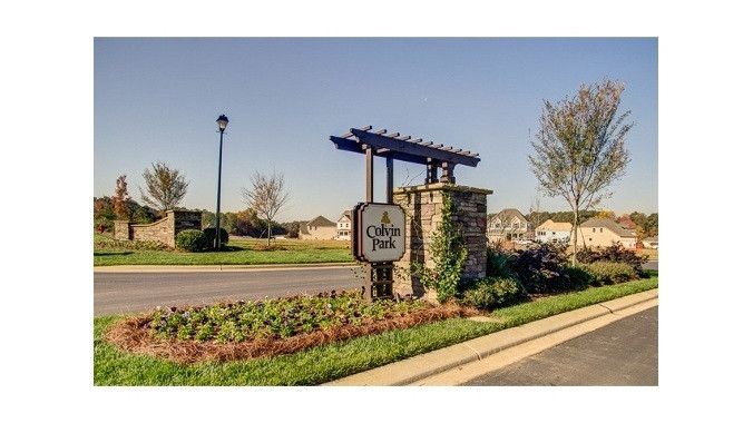 2210 Newleaf Dr, Apex, NC 27539