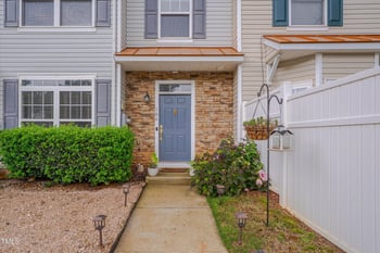 2210 Raven Rd #106, Raleigh, NC 27614