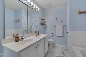 2210 Raven Rd #106, Raleigh, NC 27614