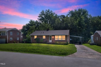 2210 Whitsett St, Burlington, NC 27215