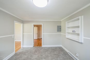 2210 Whitsett St, Burlington, NC 27215