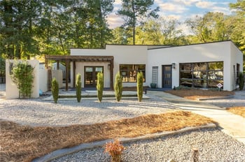 2210 Winterlochen Rd, Fayetteville, NC 28305