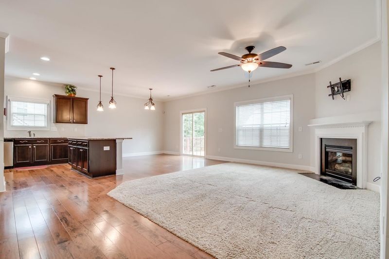 2211 Colorado Dr, Graham, NC 27253
