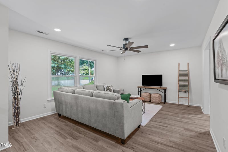 2211 Hillock Dr, Raleigh, NC 27612