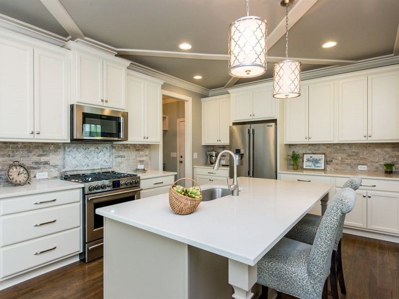 2211 Madison Creek Dr, Apex, NC 27502