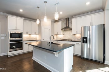 2211 Montebell View Dr, Fuquay Varina, NC 27526