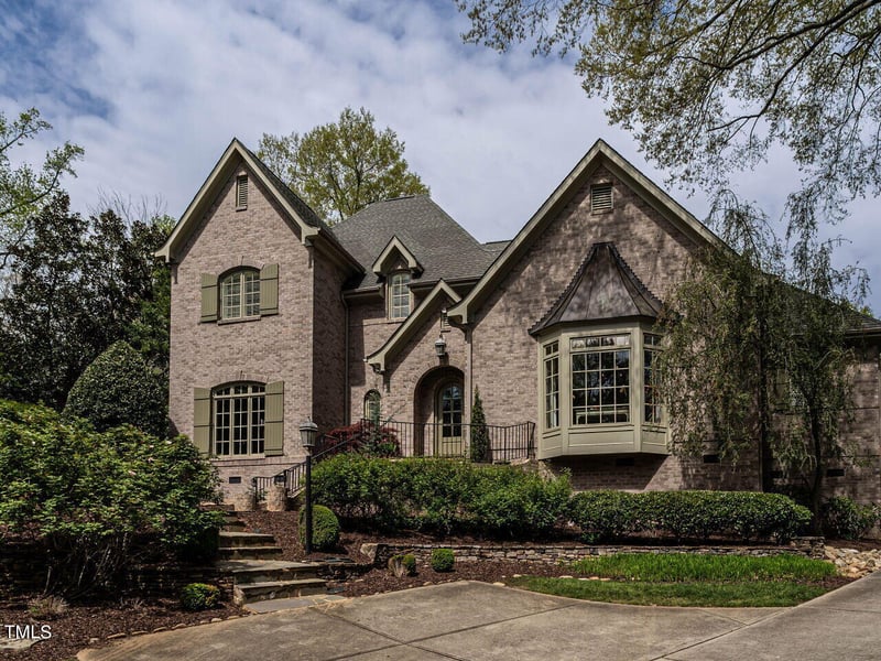 2211 Oxford Rd, Raleigh, NC 27608