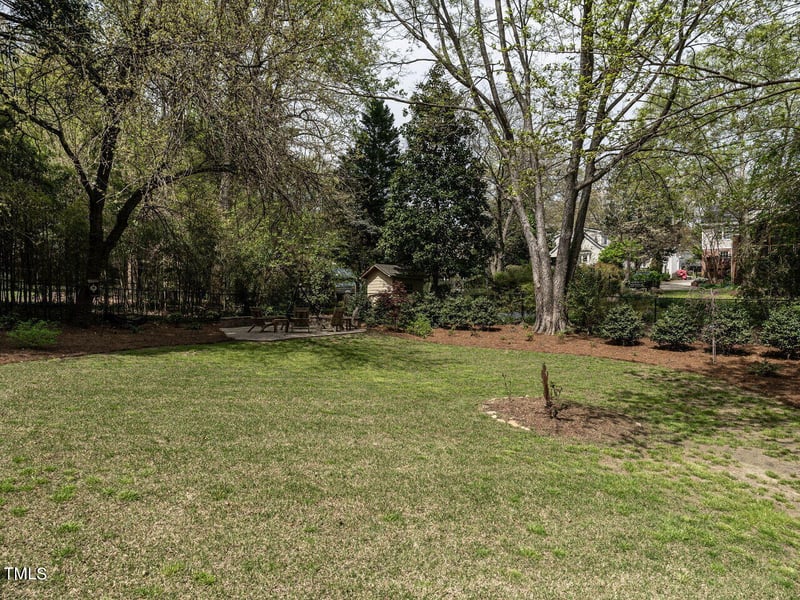 2211 Oxford Rd, Raleigh, NC 27608