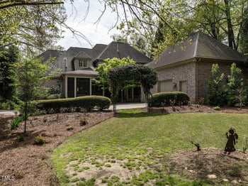 2211 Oxford Rd, Raleigh, NC 27608