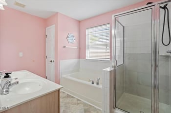 2211 Raven Rd #108, Raleigh, NC 27614