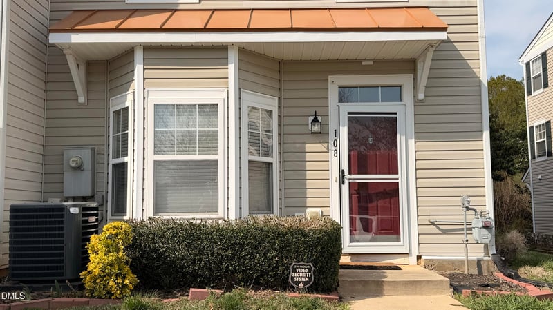 2211 Raven Rd #108, Raleigh, NC 27614