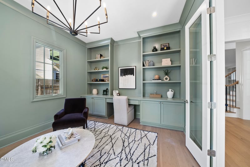 2212 Bedford Ave, Raleigh, NC 27607