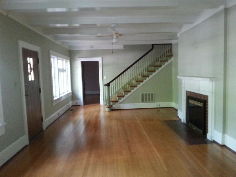 2212 W Club Blvd, Durham, NC 27705