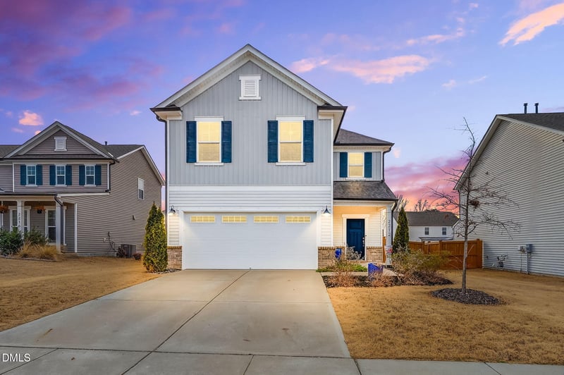 2212 Fairway Green Dr, Fuquay Varina, NC 27526