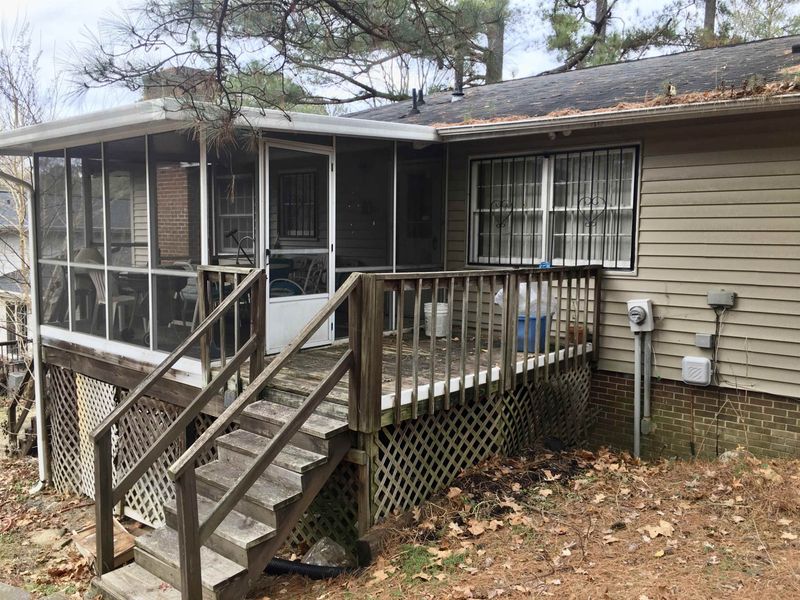 2212 Foxtrot Rd, Raleigh, NC 27610