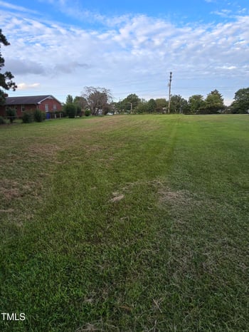 2212 M L K Jr Pw, Wilson, NC 27893