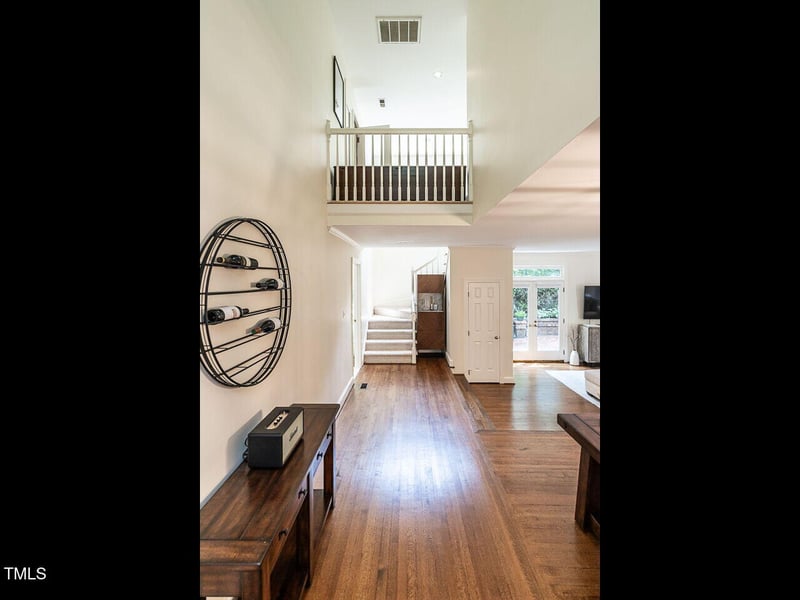2212 Oxford Hills Dr, Raleigh, NC 27608