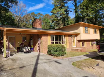 2212 Sanderford Rd, Raleigh, NC 27610