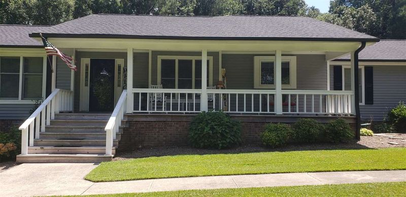 2212 Smith Dr, Clayton, NC 27520