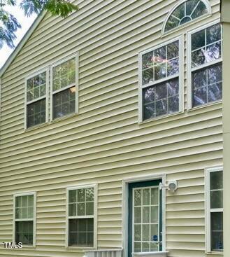 2212 Springhill Ave, Raleigh, NC 27603