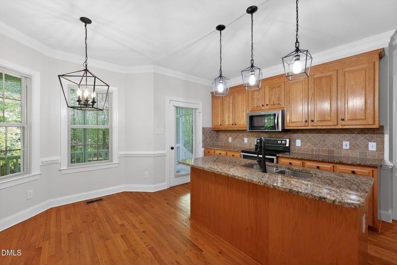 2212 Wheelerbrook Ct, Raleigh, NC 27603