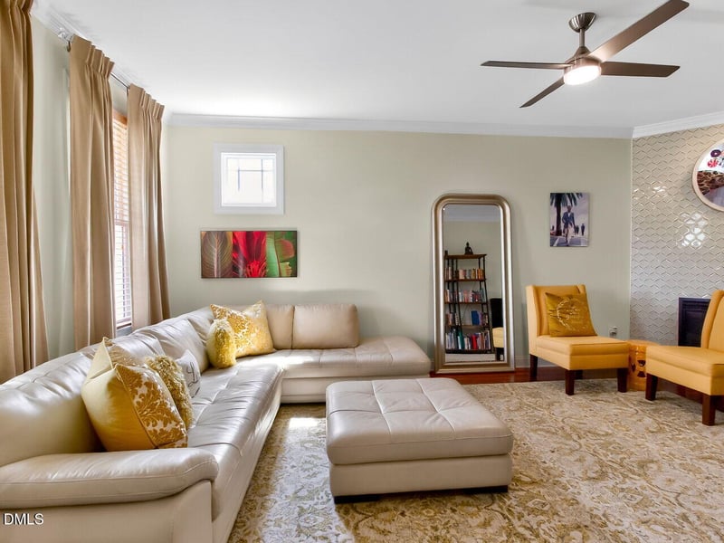 2213 Kira Ln, Raleigh, NC 27614