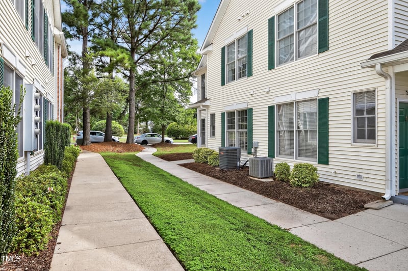 2213 Kudrow Ln, Morrisville, NC 27560