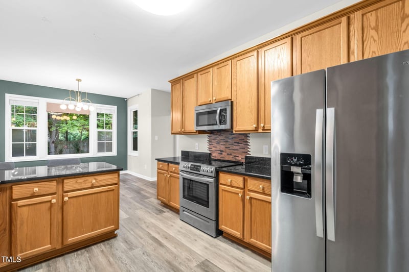 2213 Oakhurst Trl, Hillsborough, NC 27278