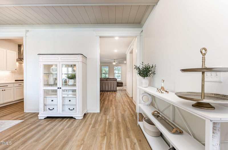 2213 Terri Creek Dr, Fuquay Varina, NC 27526