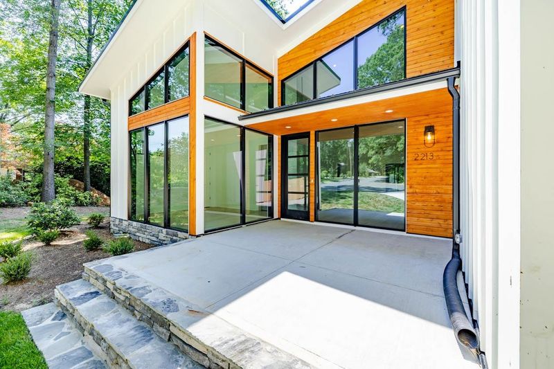 2213 Wilshire Dr, Durham, NC 27707