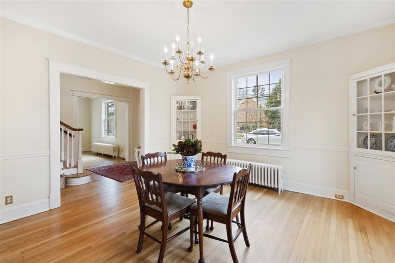 2214 Fairview Rd, Raleigh, NC 27608