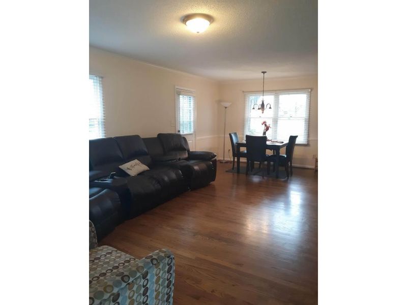 2214 Holland Ave, Burlington, NC 27217