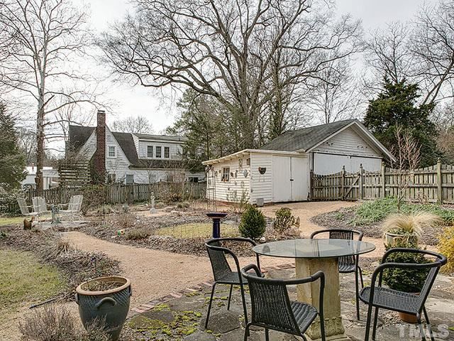 2215 W Club Blvd, Durham, NC 27705