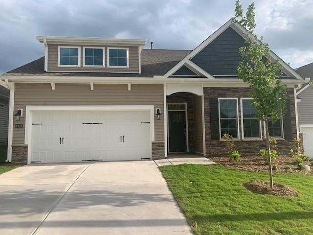 2215 Knight Crossing Rd, Durham, NC 27703