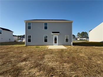 2215 Roadster Pony Ln, Hope Mills, NC 28348