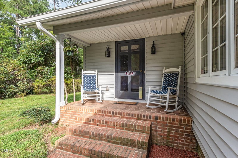 2215 Southern Rd, Sanford, NC 27330