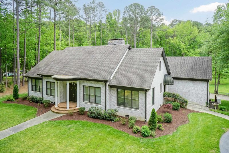 2215 Umstead Rd, Durham, NC 27712