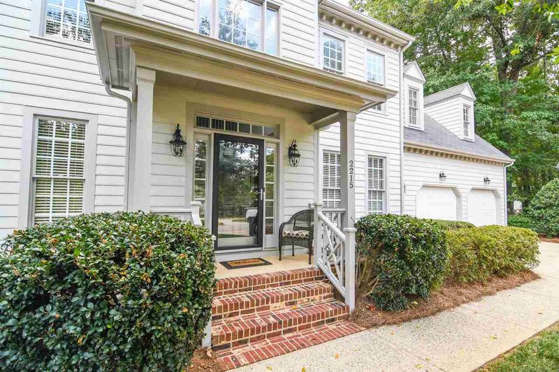 2215 Watersglen Dr, Apex, NC 27502
