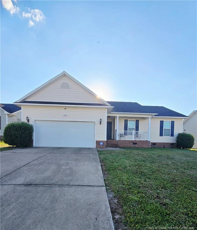 2216 Cliff Swallow Dr, Fayetteville, NC 28306